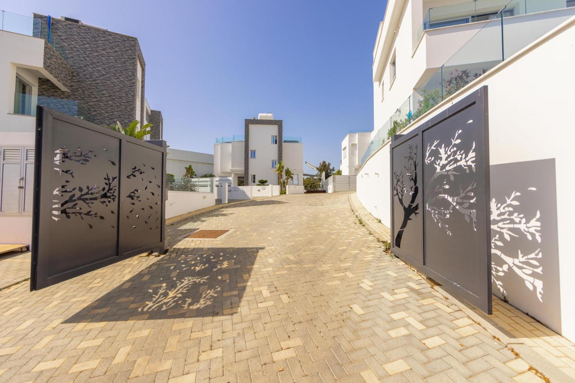 Fig Tree Bay Residences 4 بروتاراس المظهر الخارجي الصورة